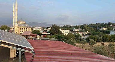 Evinin damında oynarken akıma kapıldı