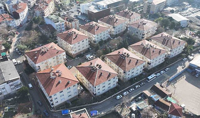 Fatih'te riskli yapılar yerini güvenli konutlara bırakıyor