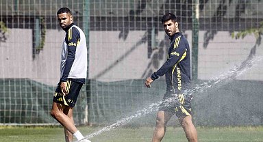 Fenerbahçe'de, Kasımpaşa maçı hazırlıkları başladı