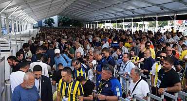 Fenerbahçe'de oy kullanma işlemi başladı