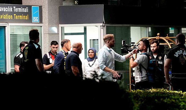 Fenerbahçe'nin yeni teknik direktörü Domenico Tedesco, İstanbul'a geldi