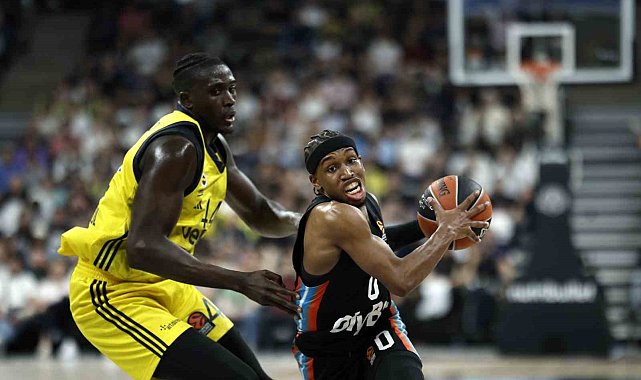 Fenerbahçeli Jilson Bango'nun ön çapraz bağında yırtık tespit edildi