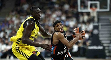 Fenerbahçeli Jilson Bango'nun ön çapraz bağında yırtık tespit edildi