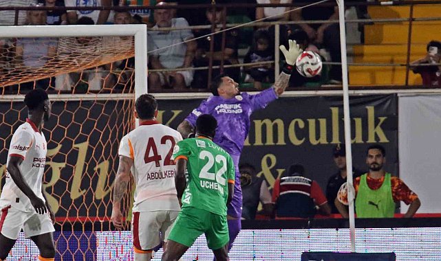 Galatasaray, ligde deplasmanda kalesini gole kapadı