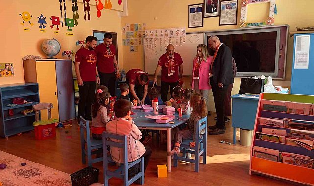 Galatasaray taraftar grubu Giresun'da kalpleri ısıttı