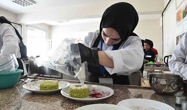 Gastronomi Lisesi gençleri bekliyor