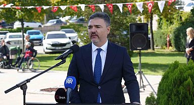 Gazi Akbaş: "Gazi olmak, bayrağın dalgalanması uğruna ömründen ömür vermektir"