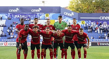 Gaziantep FK, 13 futbolcu transfer etti, 20 futbolcuyla yollarını ayırdı