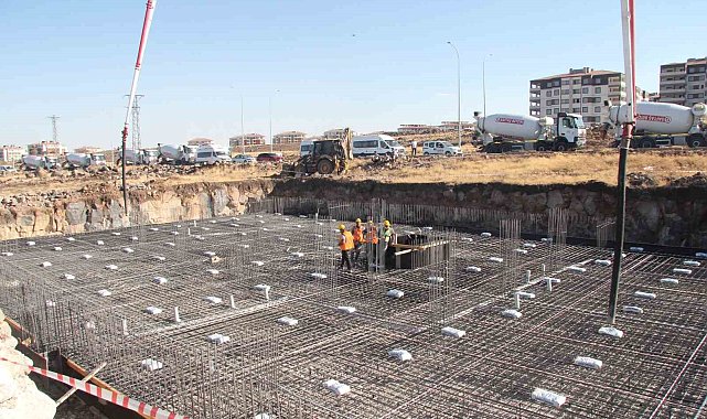 Gaziantep'te yeni konutların temeli atıldı