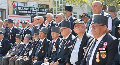 Gaziler Günü Coşkusu Cumhuriyet Meydanı'nda yaşandı