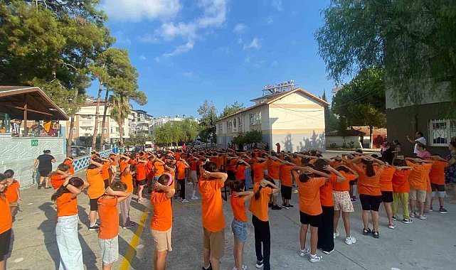 Gazipaşa'da minikler sporla coştu