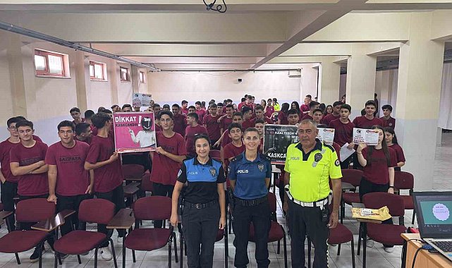 Gazipaşa'da öğrencilere motosiklet ve ekipmanlarının kullanımı hakkında bilgiler verildi