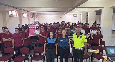 Gazipaşa'da öğrencilere motosiklet ve ekipmanlarının kullanımı hakkında bilgiler verildi