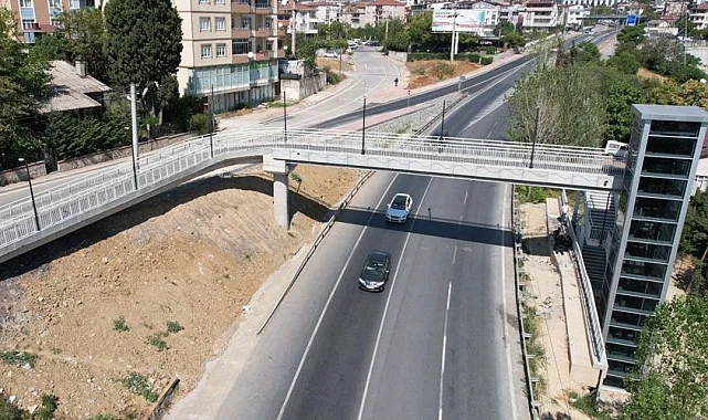 Gebze'deki üst geçit asansörüne bakım