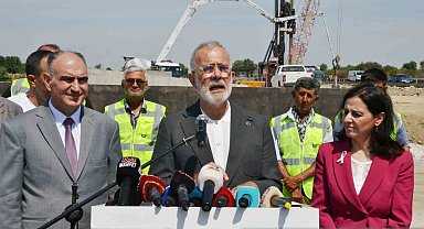 Gediz Köprülü Kavşağı'nda çalışmalar hızla sürüyor
