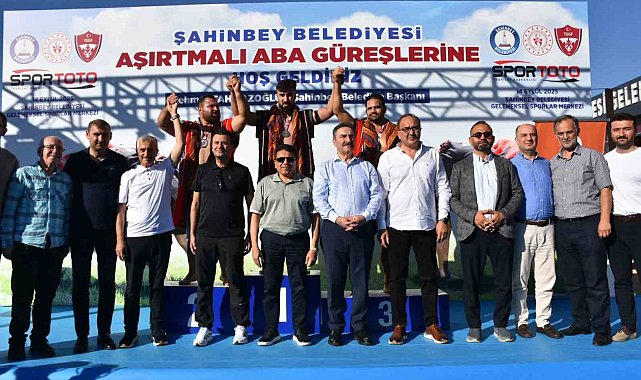 Geleneksel Aba Güreşi Türkiye Şampiyonası'nda başpehlivan belli oldu