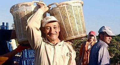Gençlere taş çıkartıyor
