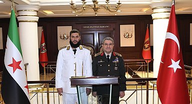 Genelkurmay Başkanı Orgeneral Bayraktaroğlu, Suriye Deniz Kuvvetleri Komutanı Tuğgeneral Alsaud'u kabul etti