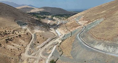 Gevaş'ta 469 hektar alan suyla buluşuyor