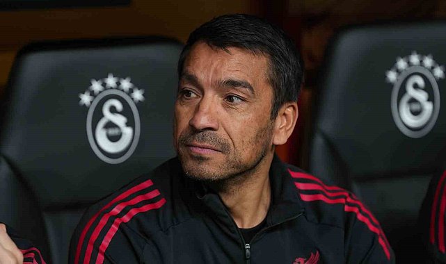 Giovanni van Bronckhorst yeniden İstanbul'da