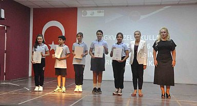 GKV'de 2025 Cambridge Sertifika töreni heyecanı