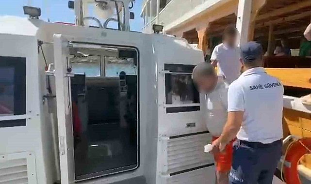 Gökova Körfezinde gezi teknesinde yaralanan vatandaşa tıbbi tahliye
