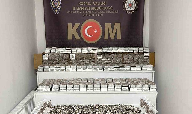Gölcük'te bin 912 bandrol ile 206 bin 300 makaron ele geçirildi