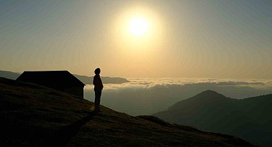 Gümüşhane'nin gizli cenneti Çetlüce Yaylası'nda sis denizi manzarası