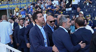 Hakan Bilal Kutlualp, yoğun ilgiyle karşılandı