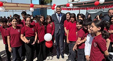 Hakkâri'de İlköğretim Haftası coşkusu