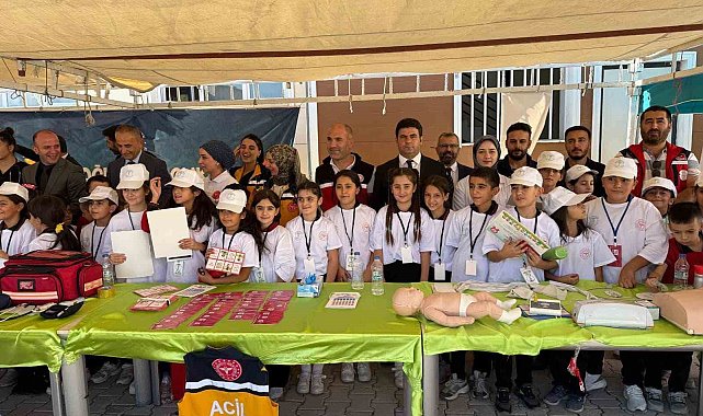 Hakkâri'de "Sağlıklı Çocuk, Sağlıklı Gelecek" etkinliği