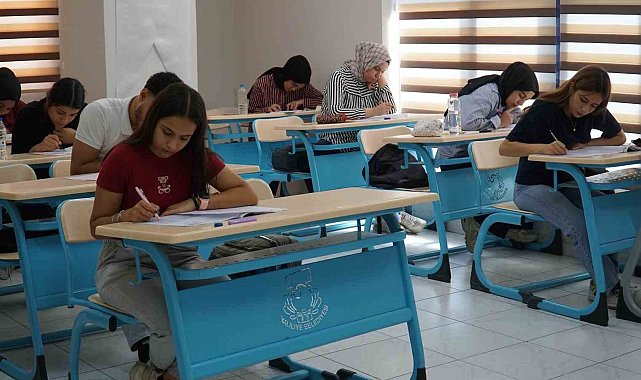 Haliliye Belediyesinden gençlerin eğitimine destek