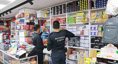 Haliliye'de zabıtadan kırtasiyelere denetim