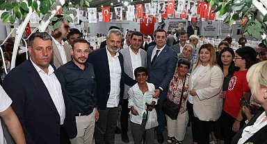 Hatay'da 94 engelli vatandaş umre görevi için kutsal topraklara uğurlandı