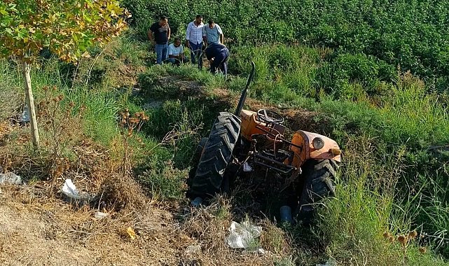 Hatay'da otomobille, traktör çarpıştı: 3 yaralı