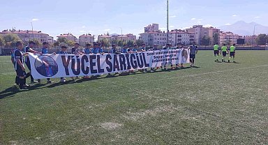 Hayatını kaybeden antrenör Sarıgül sezonun ilk maçında unutulmadı