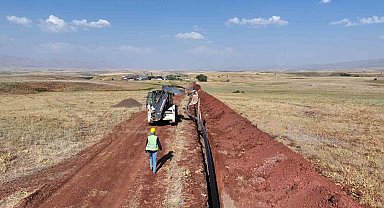 Hınıs Başköy Barajı sulama inşaatı son hızla devam ediyor