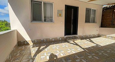 İhtiyaç sahibi aileye yeni ev