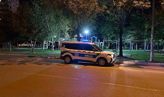 İki grup arasında bıçaklı kavga: 1 yaralı