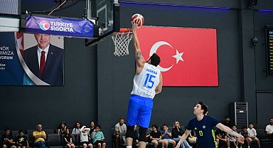 İlkan Karaman Turnuvası'nın kazananı Çayırova Belediyesi