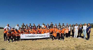 İlkokul öğrencileri fidan dikerek geleceğe nefes oldular