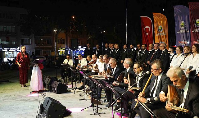 İnegöl Belediyesi TSM korosundan muhteşem konser