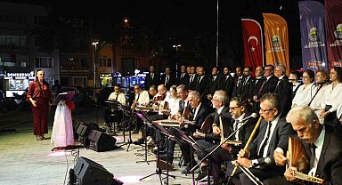 İnegöl Belediyesi TSM korosundan muhteşem konser