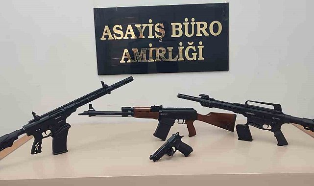 İnegöl'de düğün konvoyunda silah atan şahıslar yakalandı