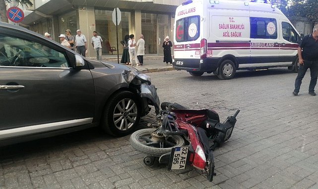 Isparta'da otomobil ile motosiklet çarpıştı: 1 yaralı