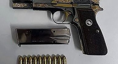 Isparta'da ruhsatsız tabanca ve uyuşturucu ele geçirildi