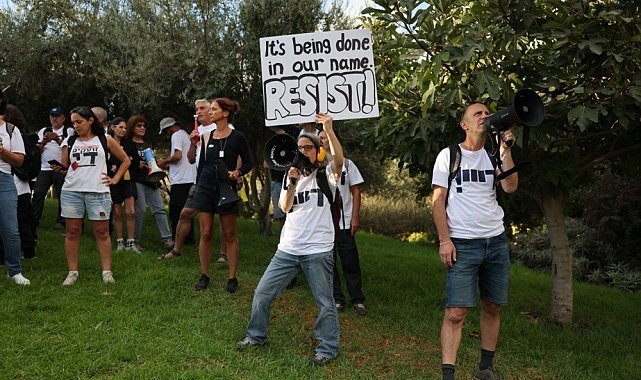 İsrail'de rehine yakınları Netanyahu'nun evine yürüdü