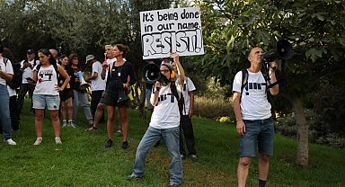 İsrail'de rehine yakınları Netanyahu'nun evine yürüdü