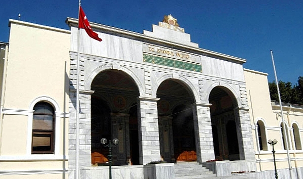 İstanbul Valiliği’nden okulların ilk günü için saat düzenlemesi