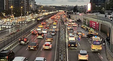İstanbul'da trafik yoğunluğu akşam saatlerinde yüzde 69'a ulaştı